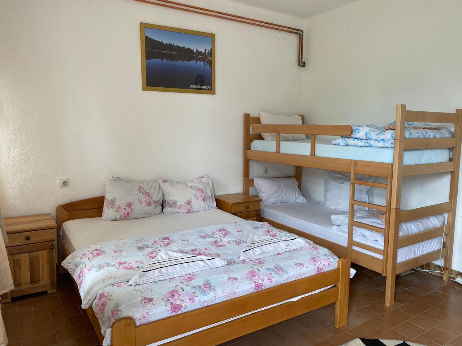 Rooms Lida & Friendly Home 普拉夫 客房 照片